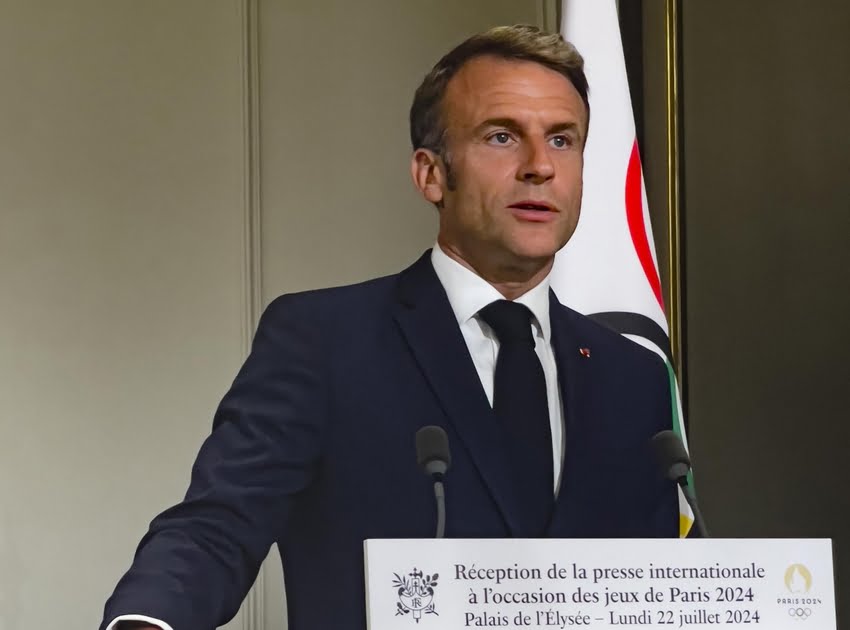 Airs de Paris x Elysee 3