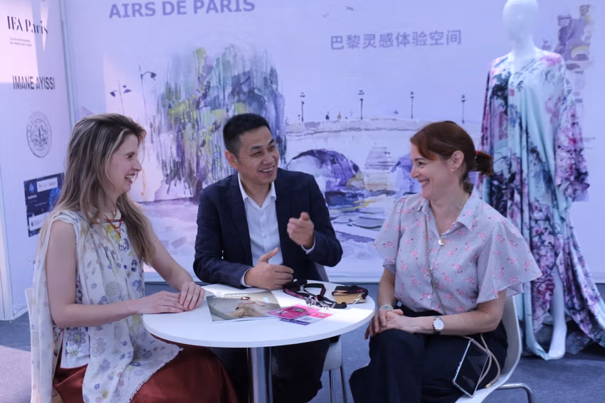 Airs de Paris: Towards a New Era of Collaboration 11 Airs de Paris x Shenzhen 11